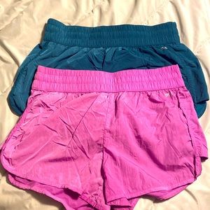 DSG DICKS SPORTING GOODS set of 2 high waisted running shorts. LIKE NEW. Large